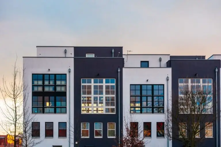 Conventional loan vs SBA loan - which is best for your commercial property